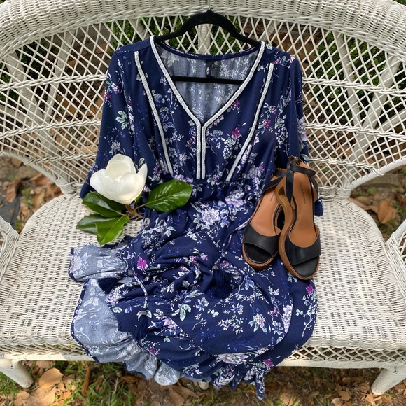 ellos Dresses & Skirts - Beautiful Floral Dress